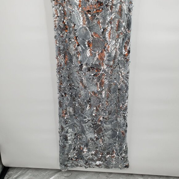 Elegant Silver Strapless Midi Dress - Picture 5 of 16